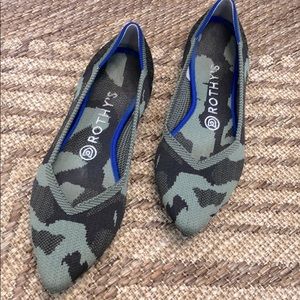 Camo Rothys